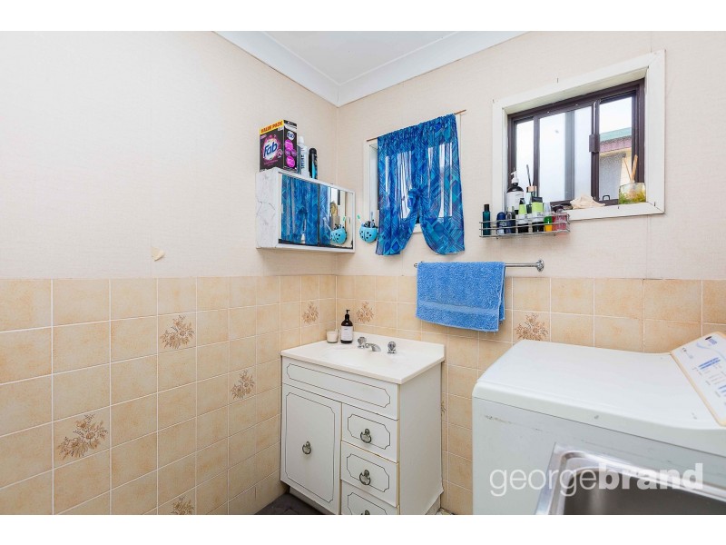 74 Westbrook Parade, Gorokan NSW 2263