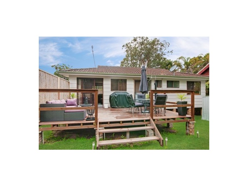 24 McCrea Boulevarde, San Remo NSW 2262