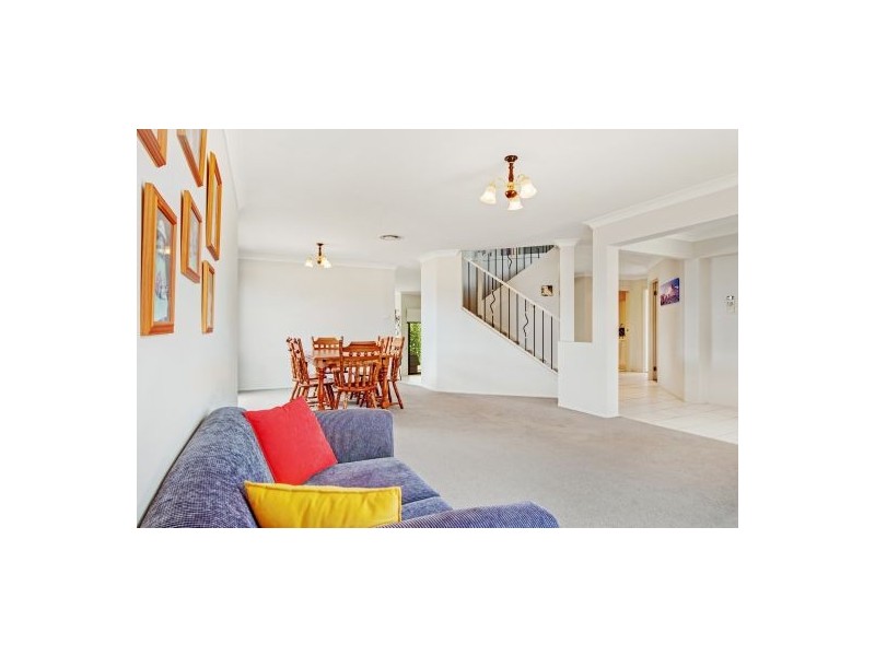 7 Ryan Close, Woongarrah NSW 2259