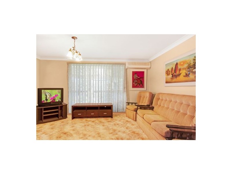 40 White Swan Avenue, Blue Haven NSW 2262