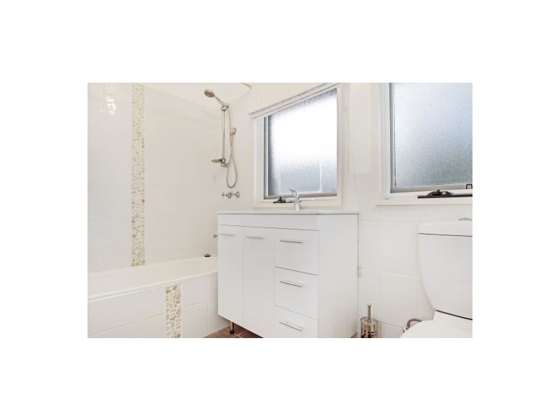 15 Cedar Close, Watanobbi NSW 2259