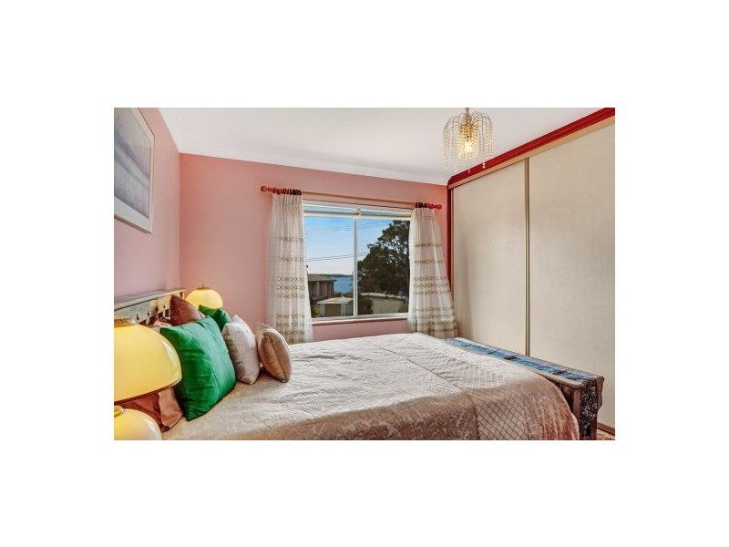 7 Buff Point Avenue, Buff Point NSW 2262
