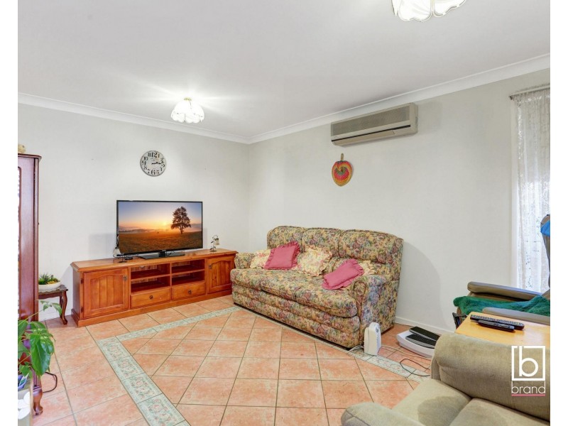 2/1 Merro Close, Lake Haven NSW 2263