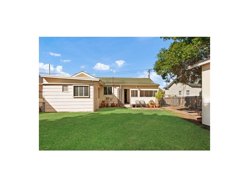1 Row Street, Wyongah NSW 2259