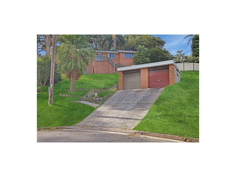 17 Arthur Drive, Wyong NSW 2259
