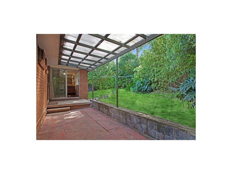 17 Arthur Drive, Wyong NSW 2259