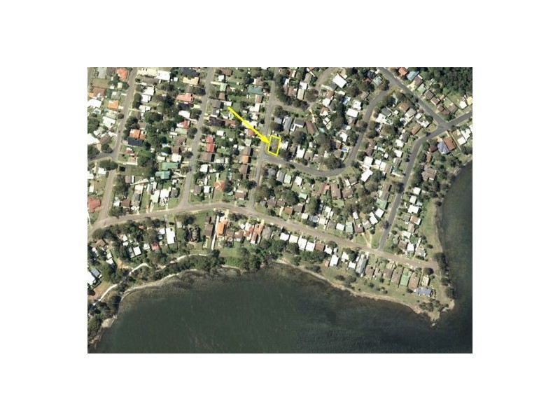 33 Yackerboom Avenue, Buff Point NSW 2262