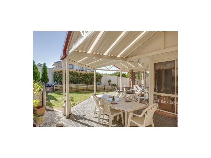 2 Chestnut Grove, Woongarrah NSW 2259