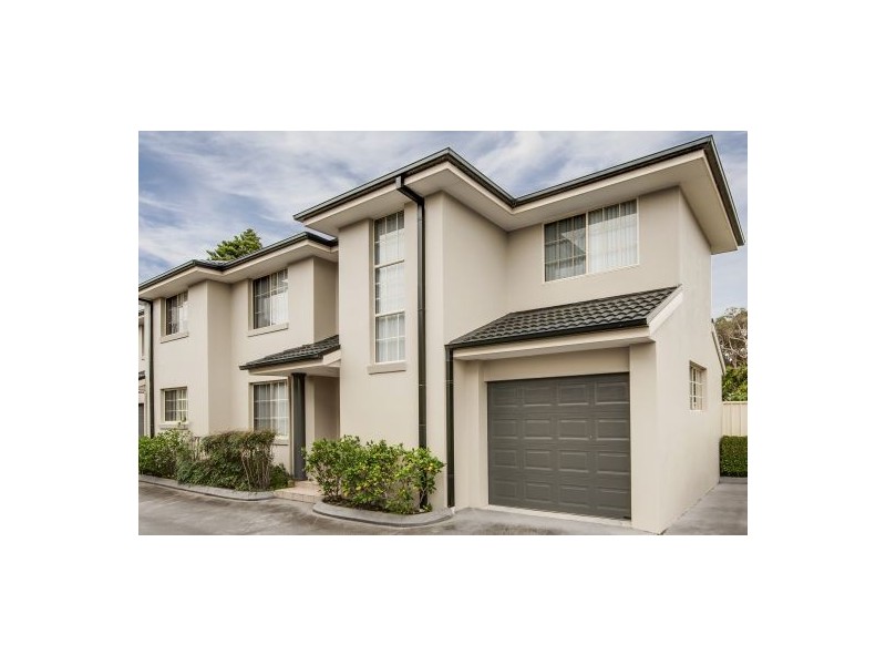 2/2-4 Lake Street, Budgewoi NSW 2262