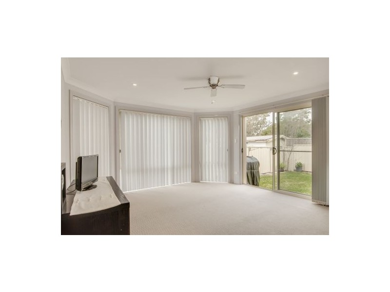 2/2-4 Lake Street, Budgewoi NSW 2262