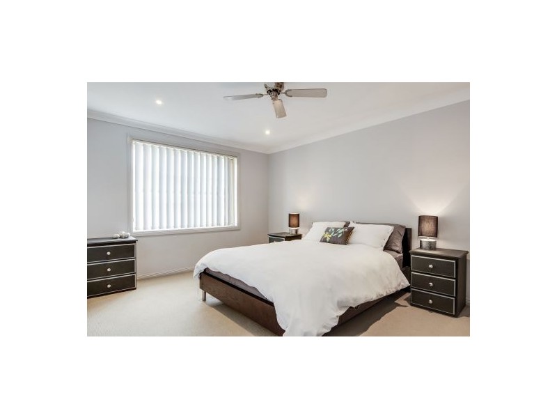 2/2-4 Lake Street, Budgewoi NSW 2262