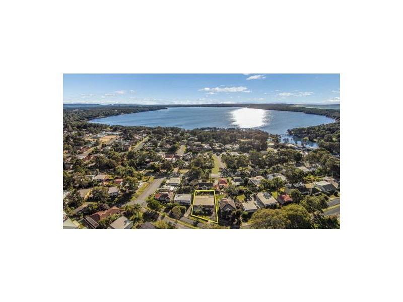 39 Kailua Avenue, Budgewoi NSW 2262
