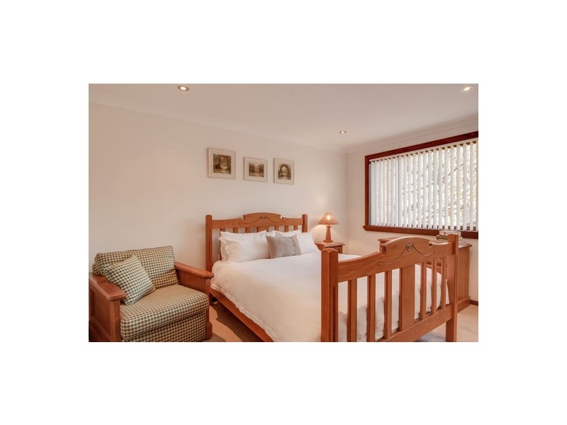 39 Kailua Avenue, Budgewoi NSW 2262