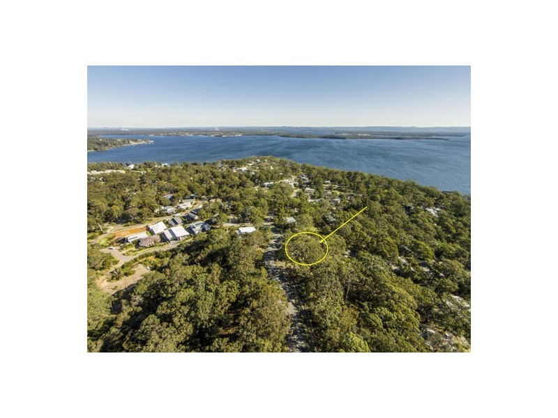 2 Lake Ridge Lane, Murrays Beach NSW 2281