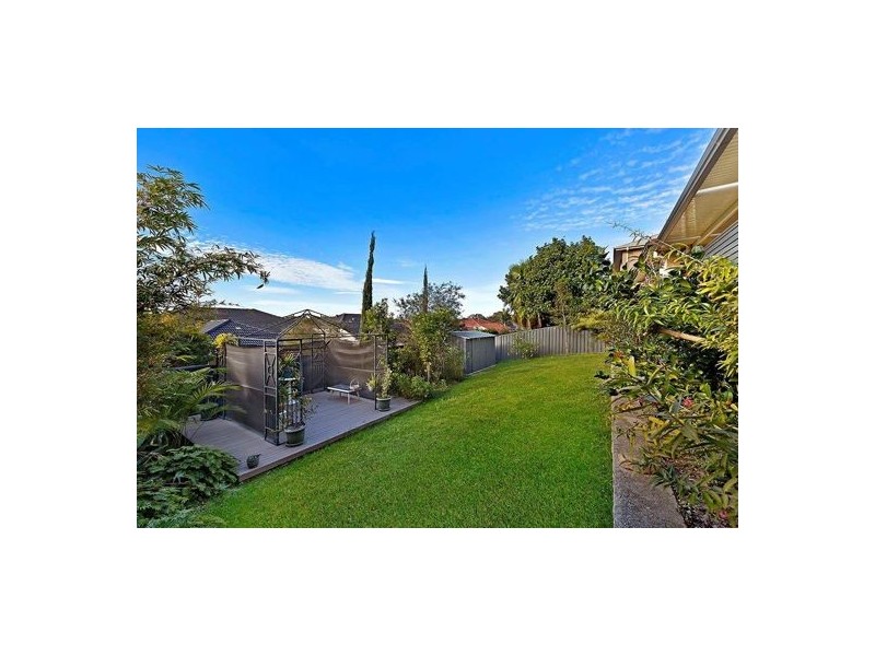 271 Johns Road, Wadalba NSW 2259