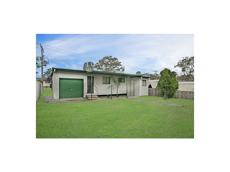 18 Walu Avenue, Budgewoi NSW 2262