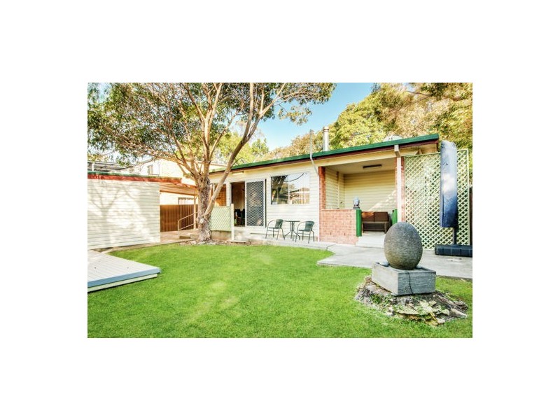 18 Ocean Street, Budgewoi NSW 2262