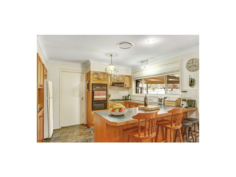 10 Oxford Drive, Lake Haven NSW 2263