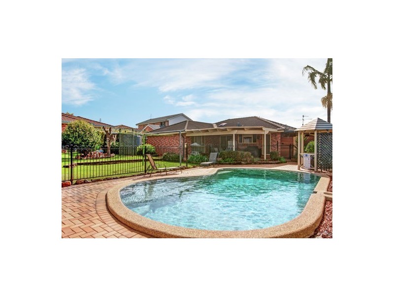 10 Oxford Drive, Lake Haven NSW 2263