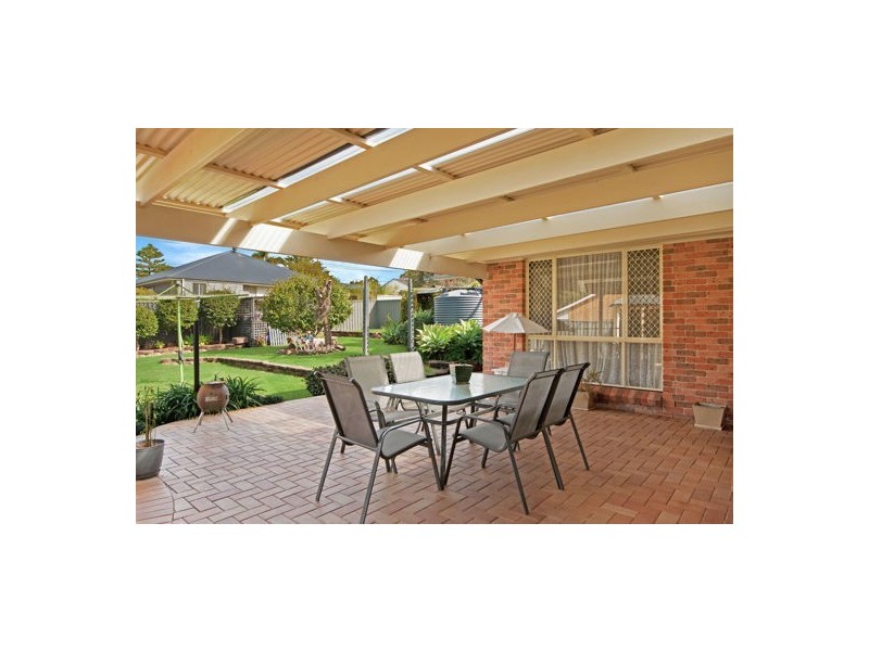 10 Oxford Drive, Lake Haven NSW 2263