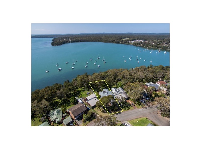 28 Lloyd Avenue, Chain Valley Bay NSW 2259