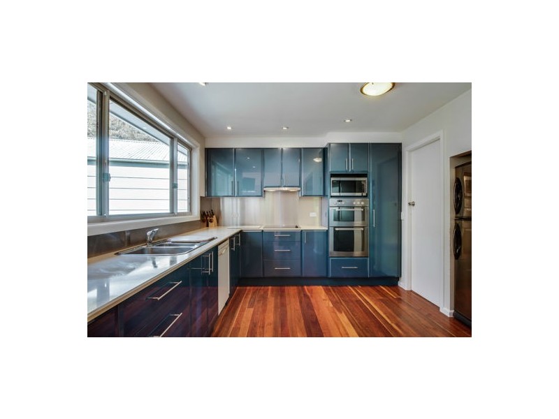 28 Lloyd Avenue, Chain Valley Bay NSW 2259