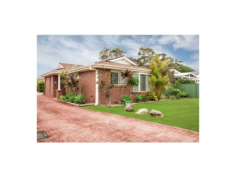 8A Ocean Parade, Noraville NSW 2263