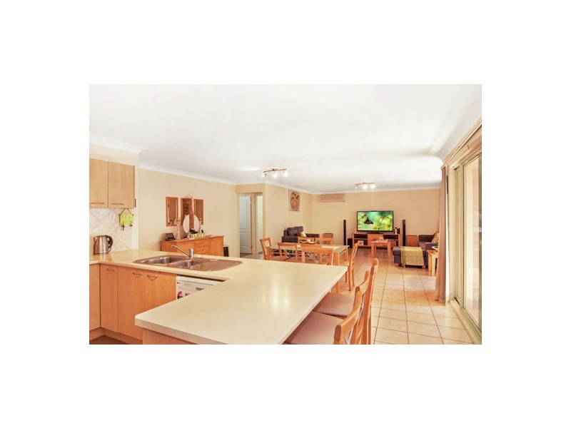 8 Watergum Road, Woongarrah NSW 2259