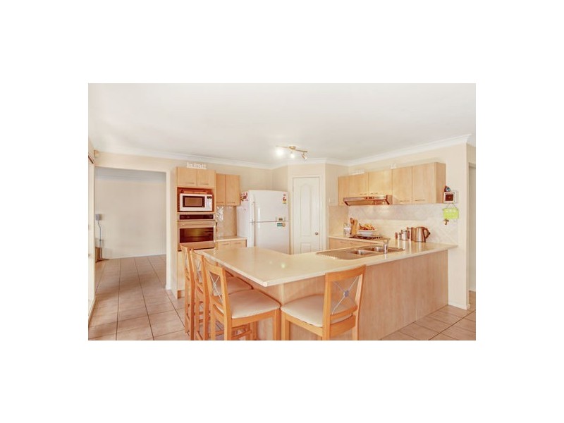 8 Watergum Road, Woongarrah NSW 2259