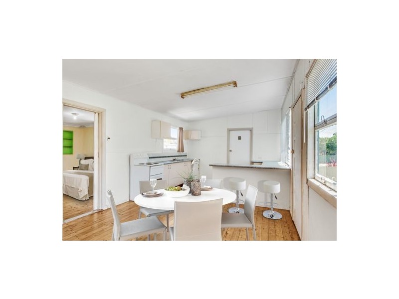 40 Robertson Road, Killarney Vale NSW 2261