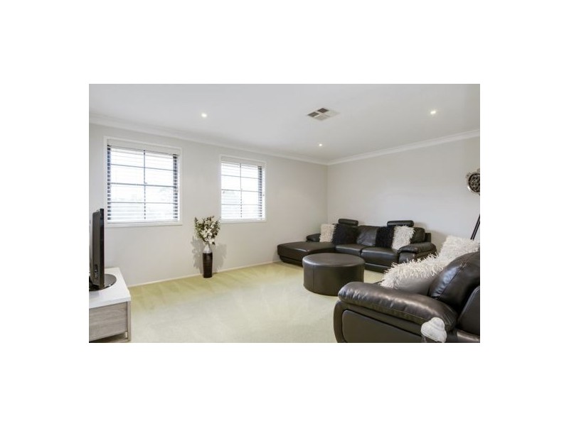 1 Mountain View Drive, Woongarrah NSW 2259