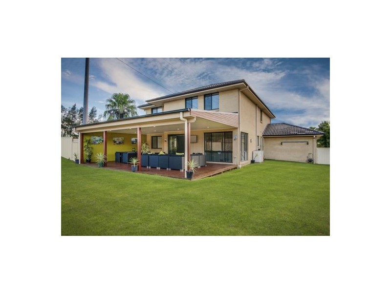 1 Mountain View Drive, Woongarrah NSW 2259