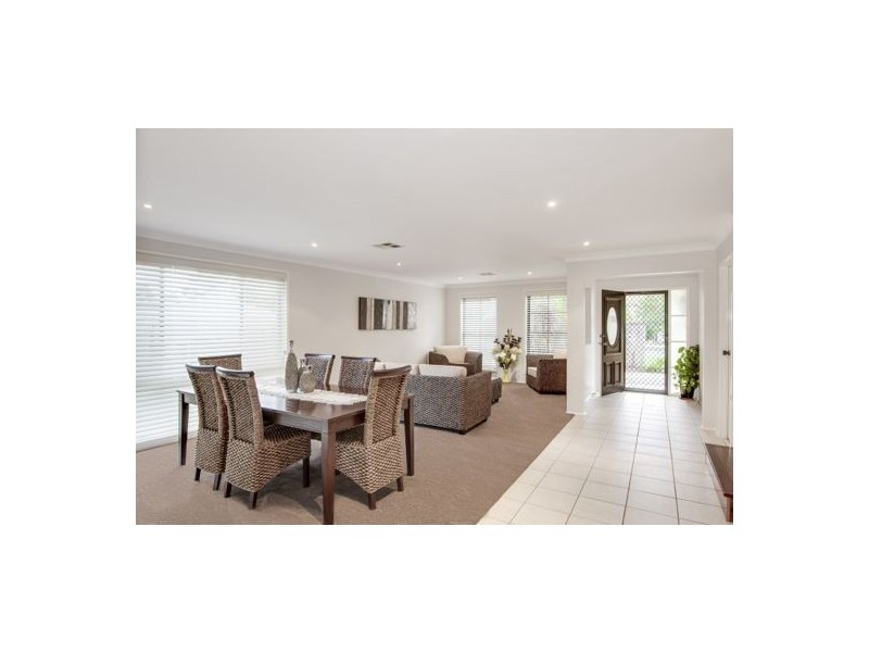 1 Mountain View Drive, Woongarrah NSW 2259