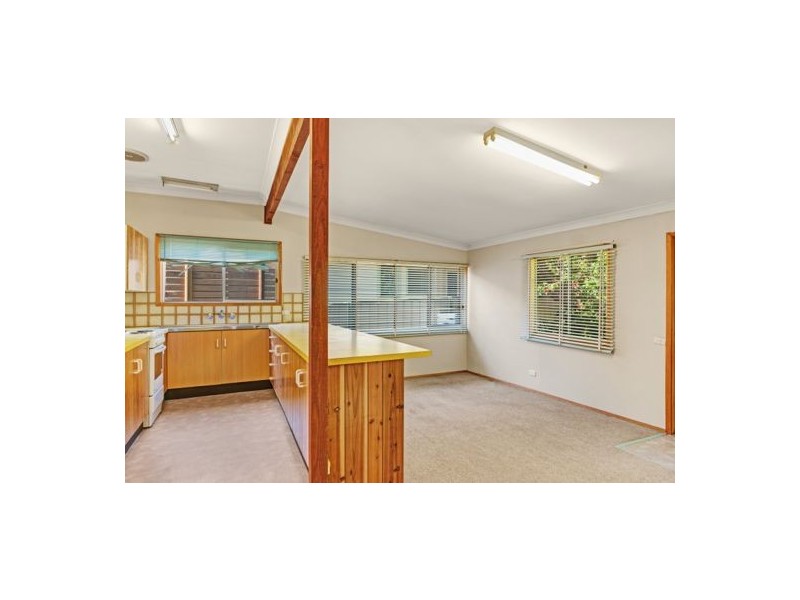 48 Bateau Bay Road, Bateau Bay NSW 2261