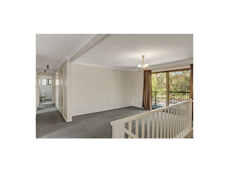 2 Gregory Street, Berkeley Vale NSW 2261
