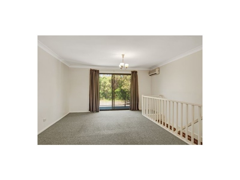 2 Gregory Street, Berkeley Vale NSW 2261