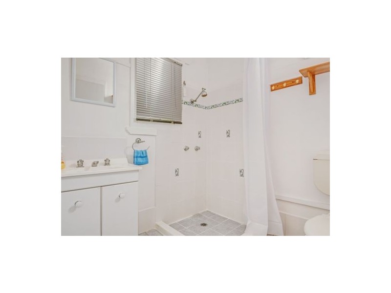 161 Budgewoi Road, Budgewoi NSW 2262