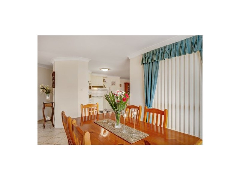 35 Teragalin Drive, Chain Valley Bay NSW 2259