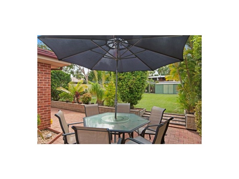 35 Teragalin Drive, Chain Valley Bay NSW 2259