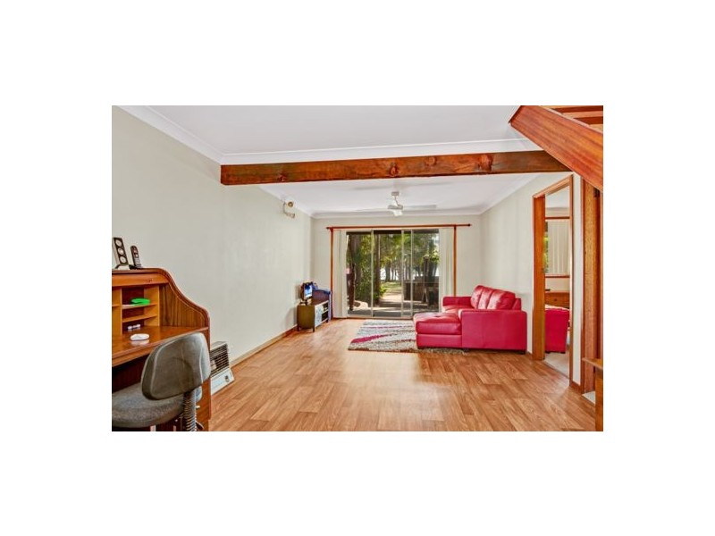 14 Lloyd Avenue, Chain Valley Bay NSW 2259