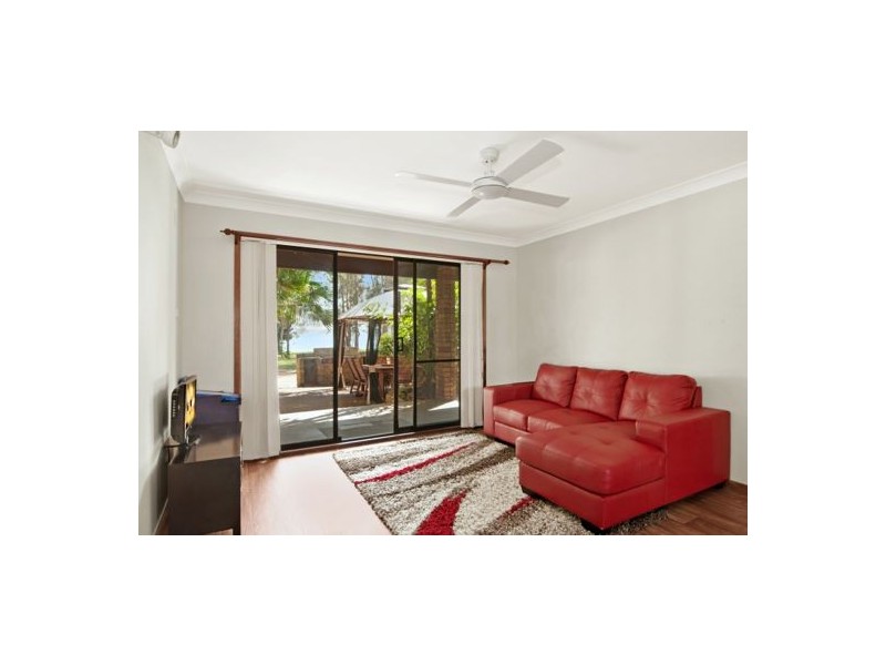 14 Lloyd Avenue, Chain Valley Bay NSW 2259