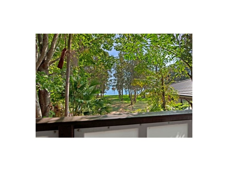 14 Lloyd Avenue, Chain Valley Bay NSW 2259
