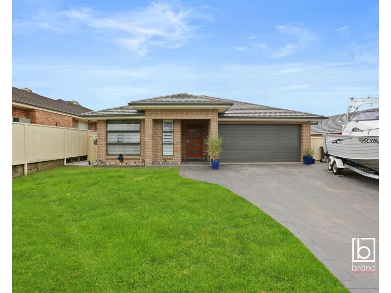 29 Teragalin Drive, Chain Valley Bay NSW 2259