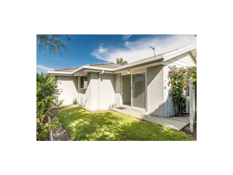 2/3 Wilson Street, Toukley NSW 2263