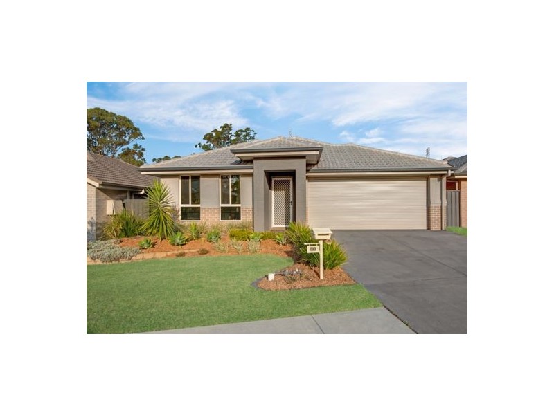 10 Florin Place, Wadalba NSW 2259