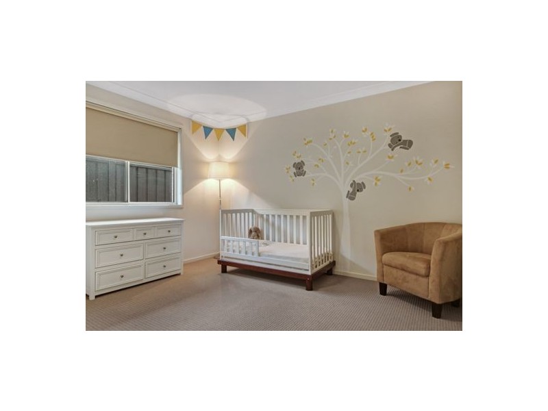 10 Florin Place, Wadalba NSW 2259