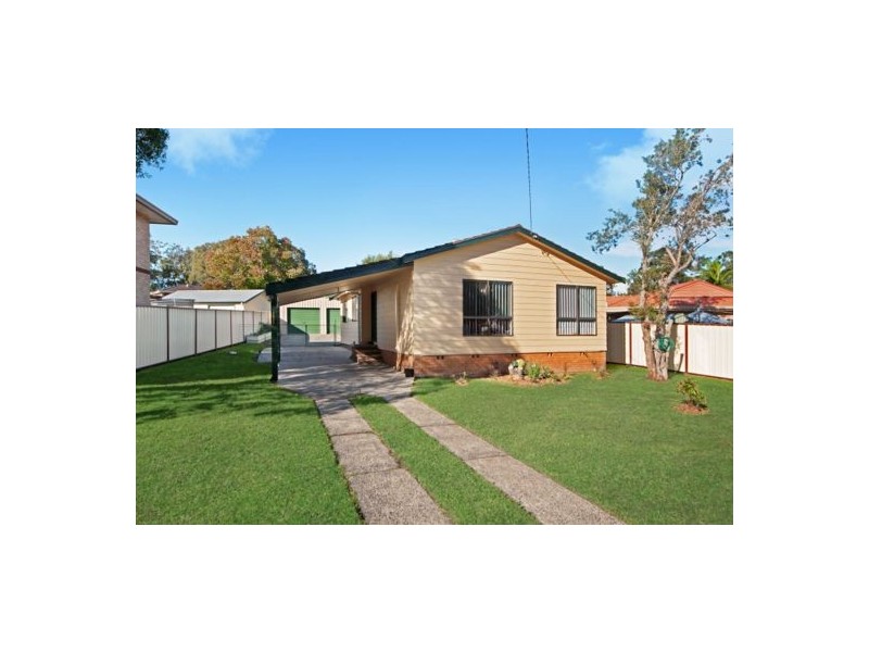 180 Tuggerawong Road, Wyongah NSW 2259