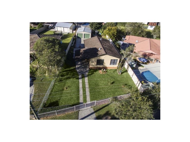 180 Tuggerawong Road, Wyongah NSW 2259