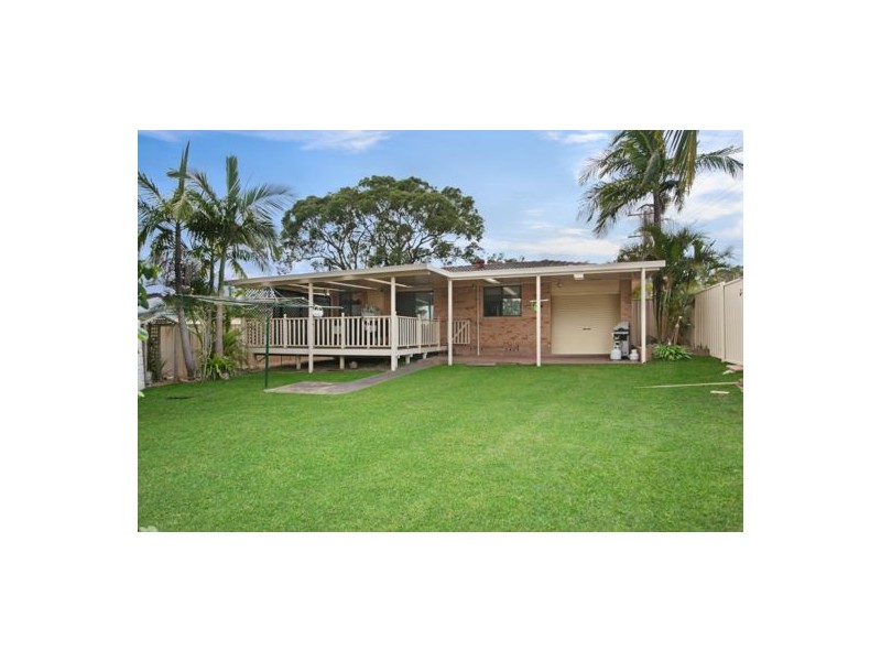 2 Kingston Road, Kanwal NSW 2259