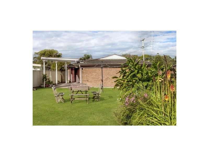 8 Clark Road, Noraville NSW 2263